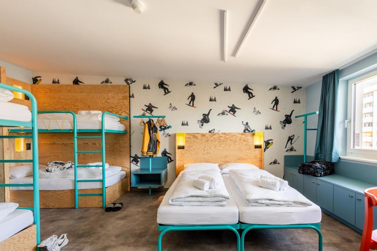 Meininger Hotel Innsbruck Zentrum Экстерьер фото