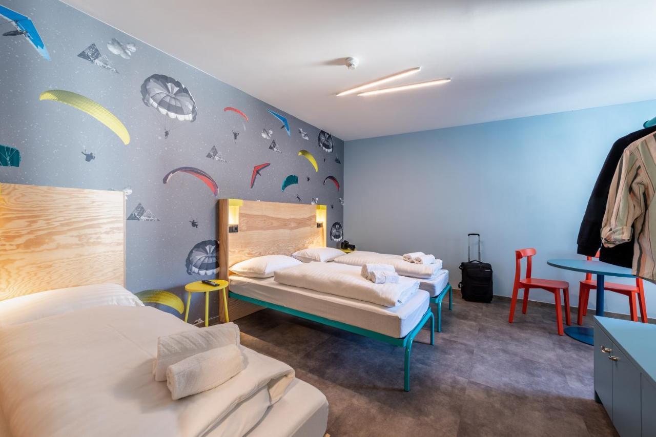 Meininger Hotel Innsbruck Zentrum Экстерьер фото